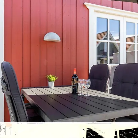 Todorka - 800m From The Sea By Interhome *